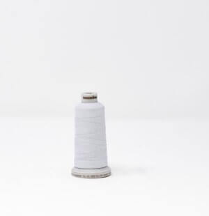 7611 Madeira Frosted Matt #40 1100yd cone