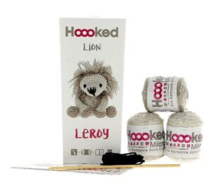 Beige & Taupe Hoooked Lion Leroy Yarn Kit W/Eco Barbante Yarn