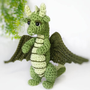 Green Flying Dragon Amigurumi Crochet Kit