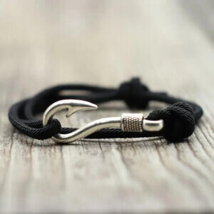 Paracord Fish Hook bracelet