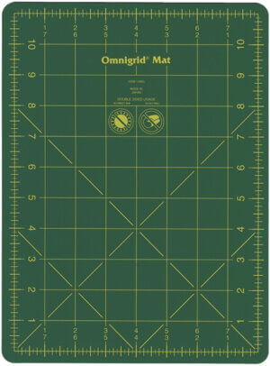 Omnigrid Cutting Mat W/Grid 8.75"X11.75"-Green